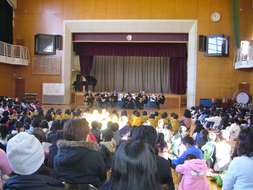 ���ե��������󥵥�֥�α��ռ̿�